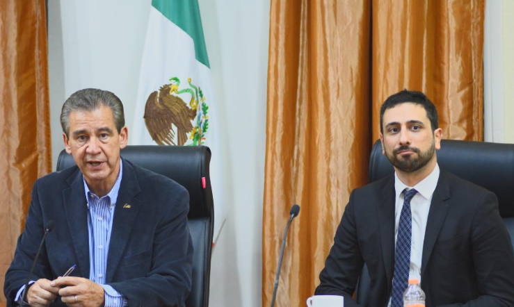 Uriel Raviv in a bilateral meeting at the Mexican Ministry of Economy, Mexico City.